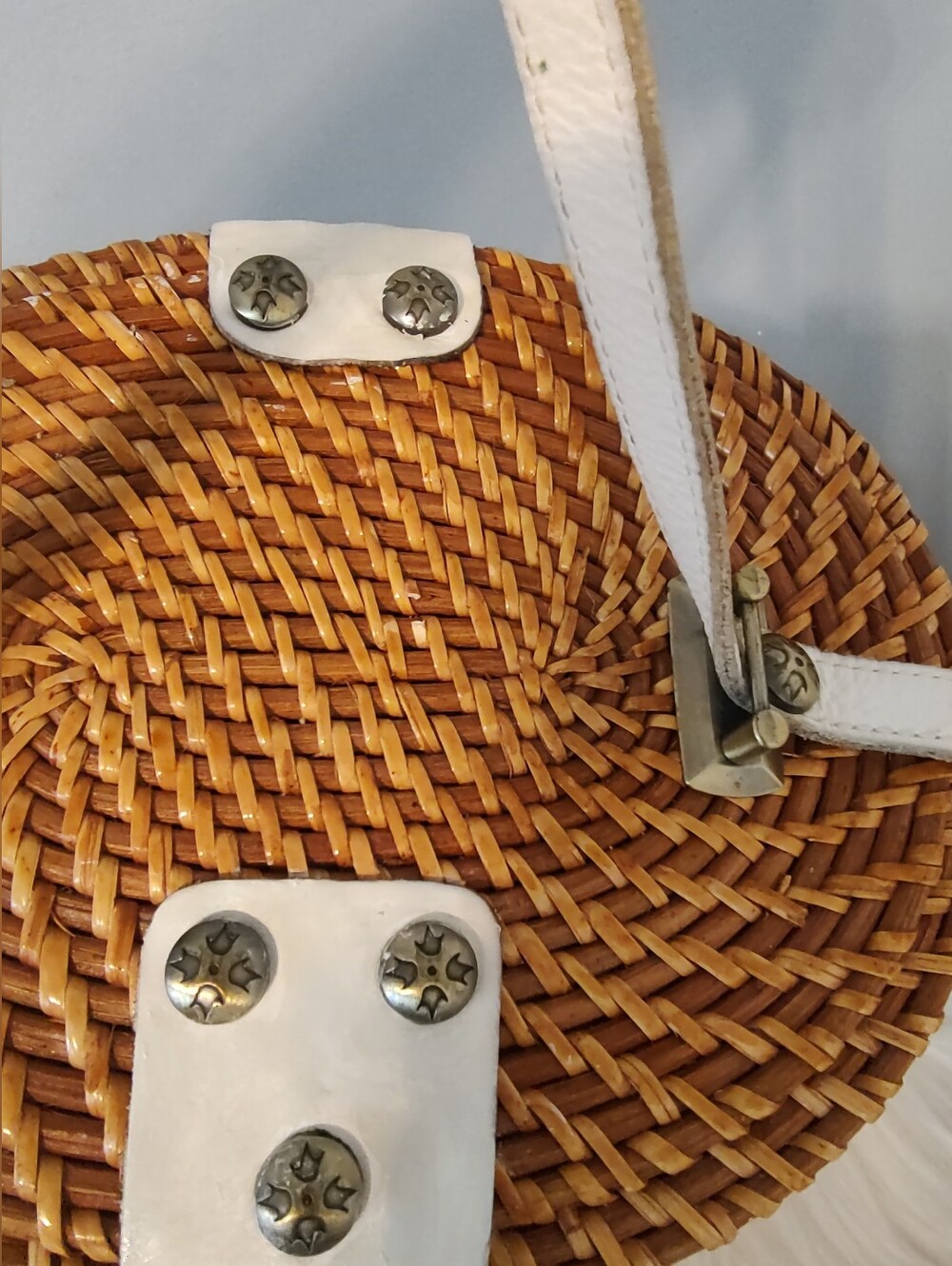 Patricia Nash Caselle rattan wicker basket bag turn lock EUC - Picture 3 of 12